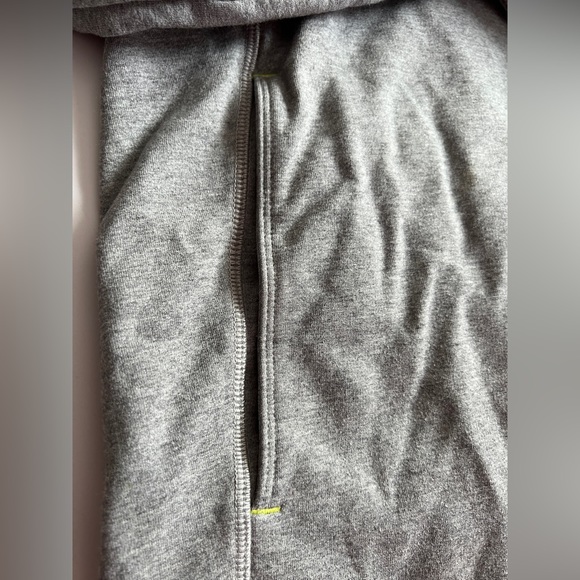 Lululemon Hoodie Size Small - Picture 4 of 7